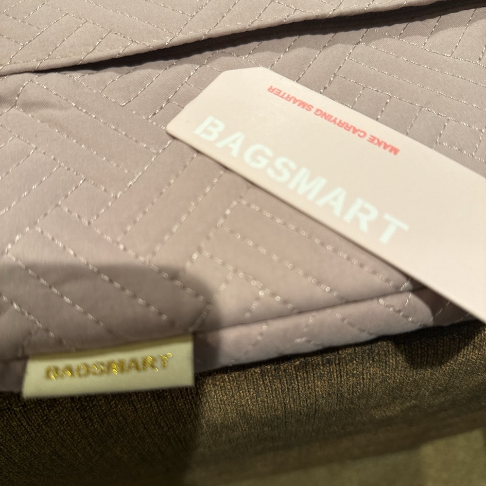 BAGSMART Quilted Cosmetic Bag - Light Purple